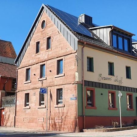 Wirtshaus & Hotel Zur Alten Brauerei Zapf Uettingen ภายนอก รูปภาพ